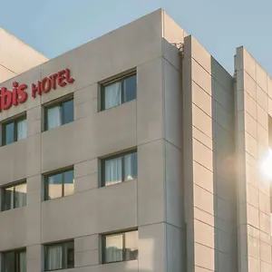 https://ibis-girona-costa-brava.catalonia-hotels.com